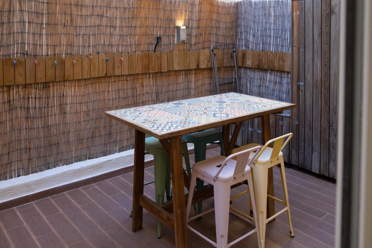 Charming 1 Bedroom Apartment W/ Terrace Near Belem Lisbon Exterior photo
